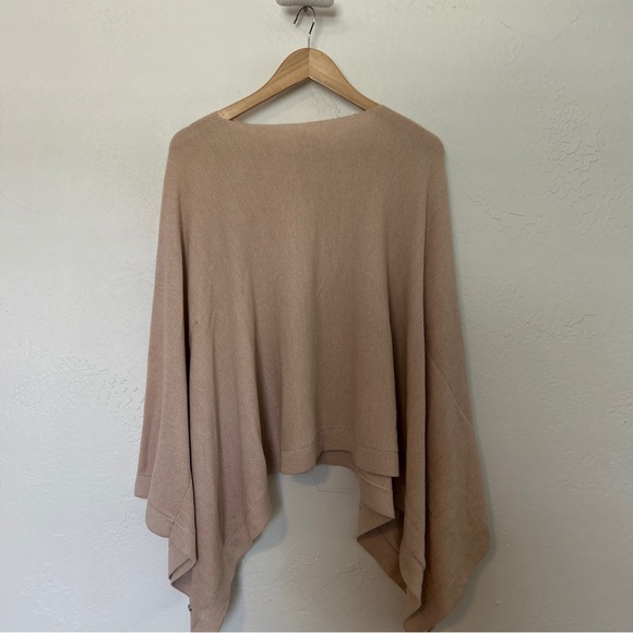 Lululemon Wool Be Cozy Poncho One Size Pink - Picture 5 of 6